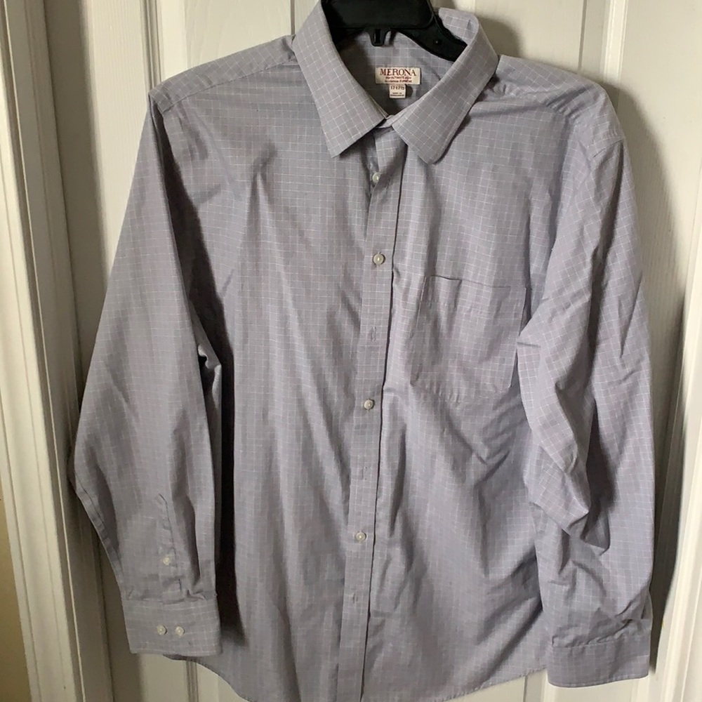 Men’s button down dress shirt